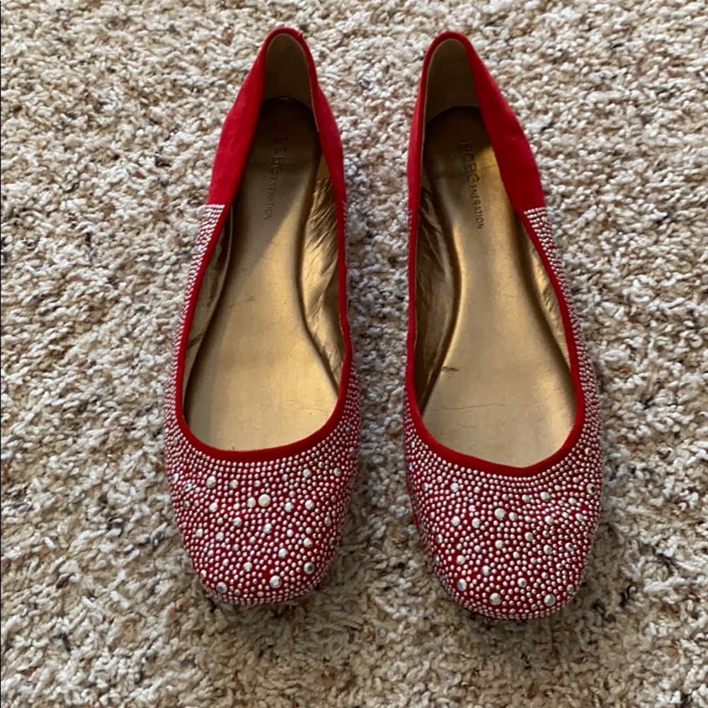 BCBGeneration Red/Silver Flats